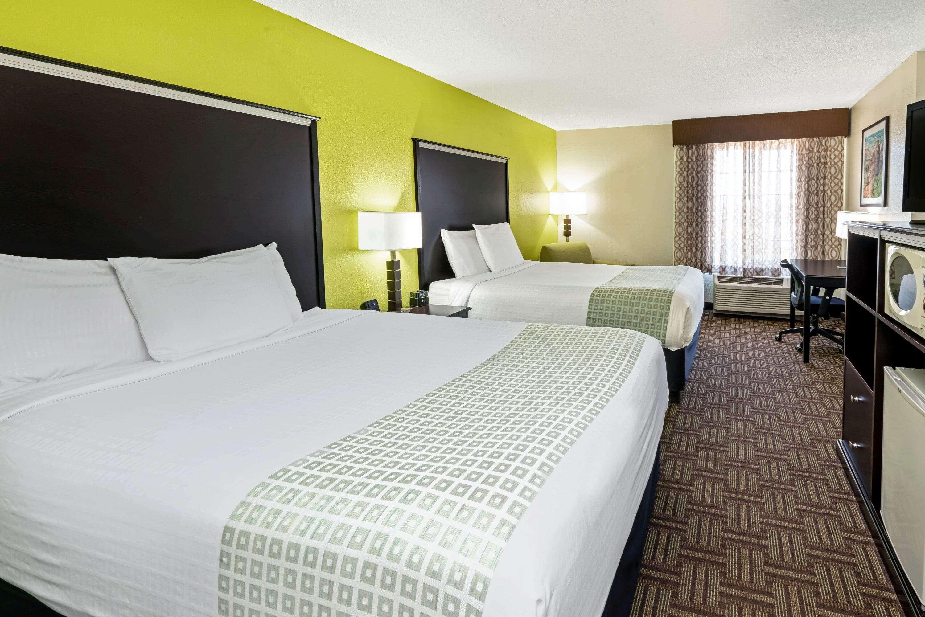 La Quinta By Wyndham Fruita Hotel Exterior photo