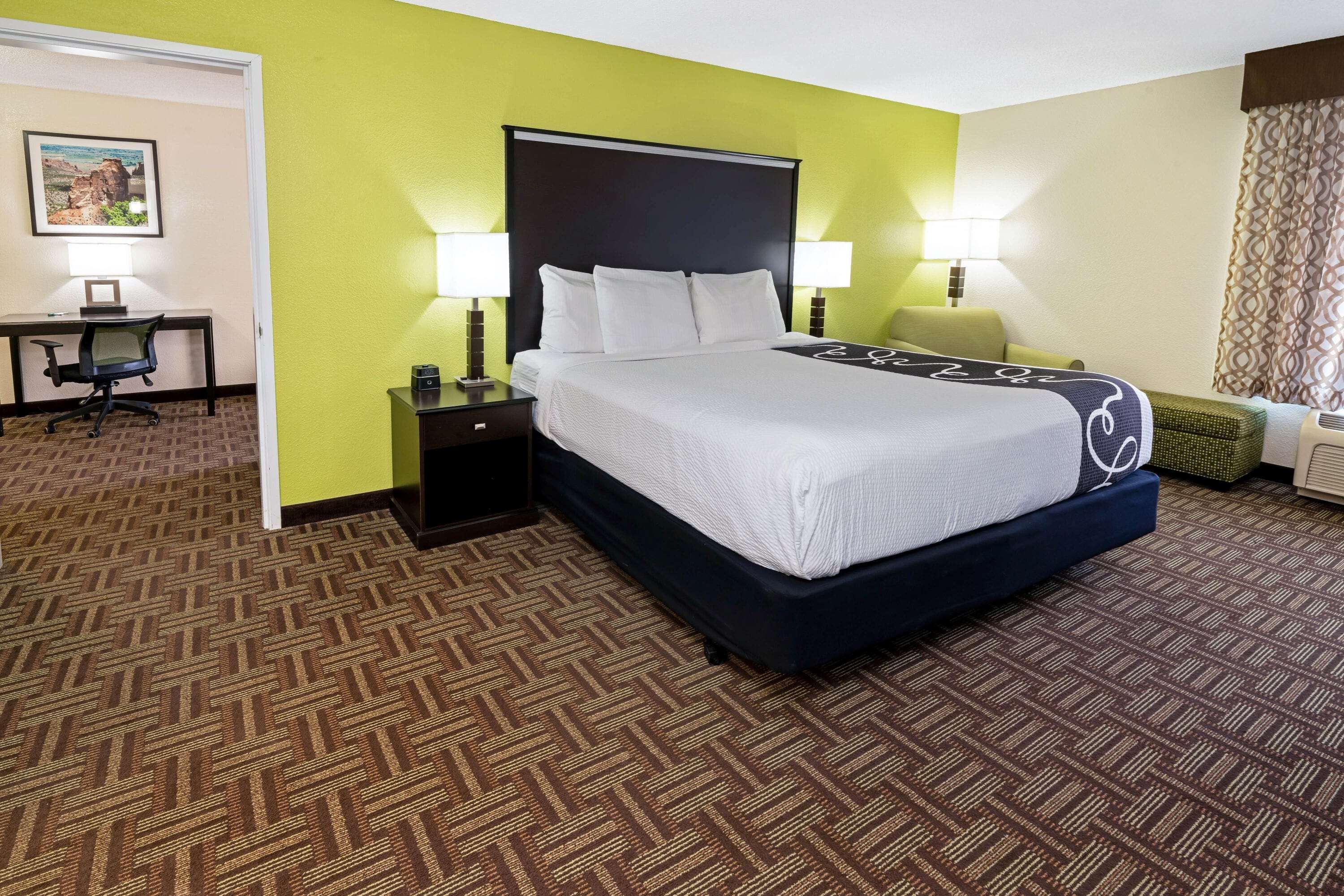 La Quinta By Wyndham Fruita Hotel Exterior photo