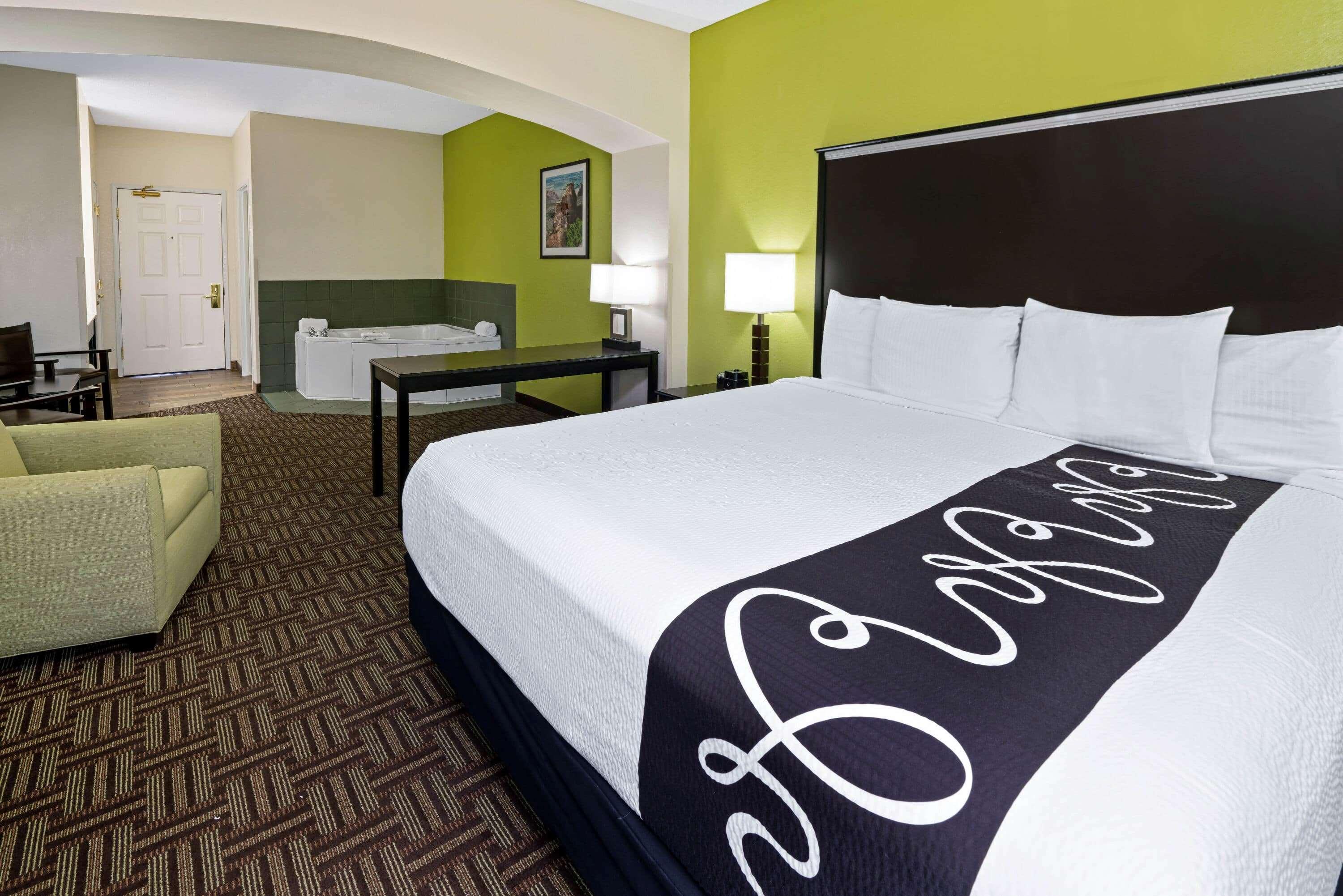 La Quinta By Wyndham Fruita Hotel Exterior photo