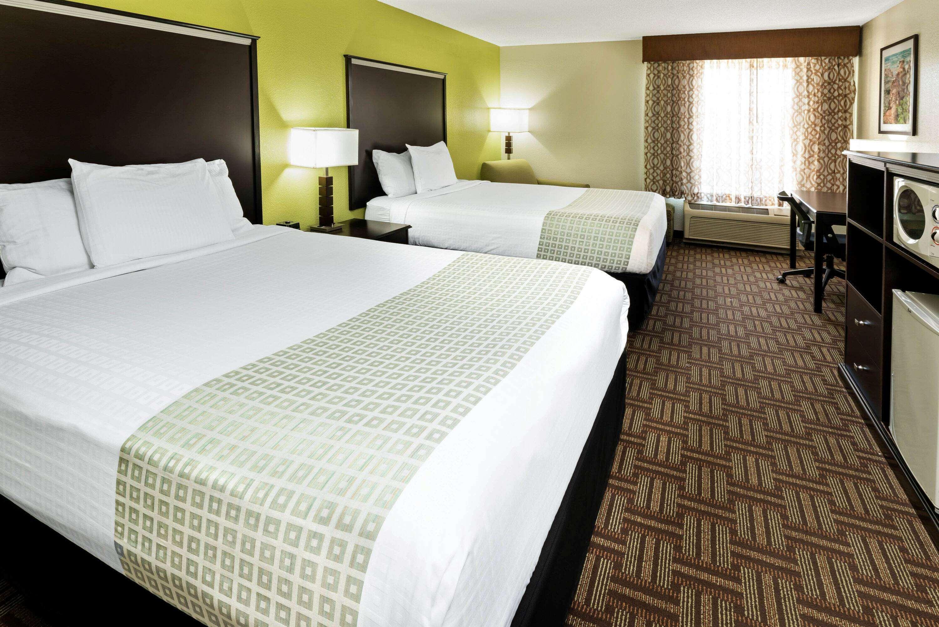 La Quinta By Wyndham Fruita Hotel Exterior photo